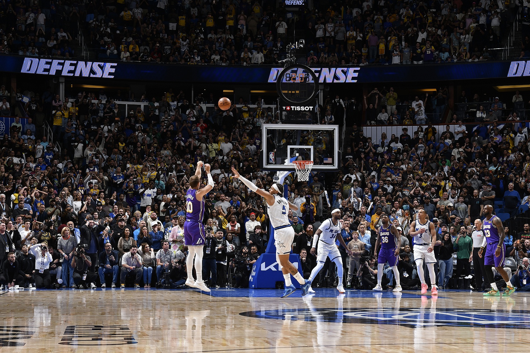 kaiyun官方-当东里进化老詹放权湖人9连胜完成蜕变  复制24独行侠逆袭神迹？